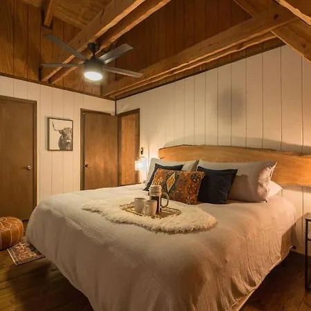 Southern Oak Cabin - Newly Remodeled - Close To All Attractions Sevierville Exterior photo