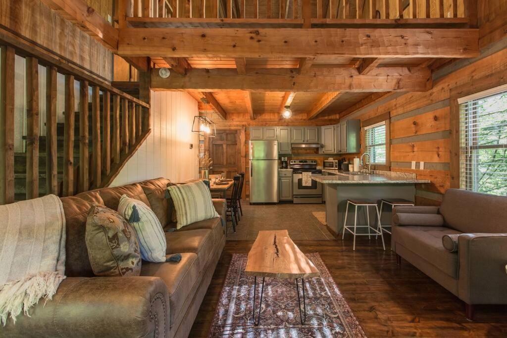 Holiday home Southern Oak - Newly Remodeled - Close To Attractions Sevierville